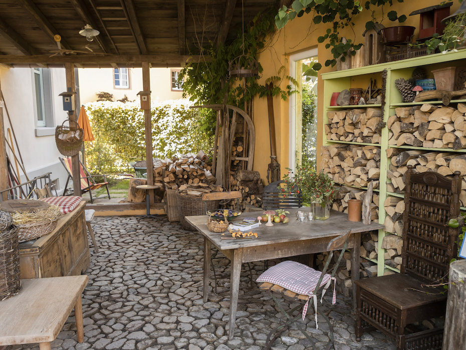 Der überdachte Eingang