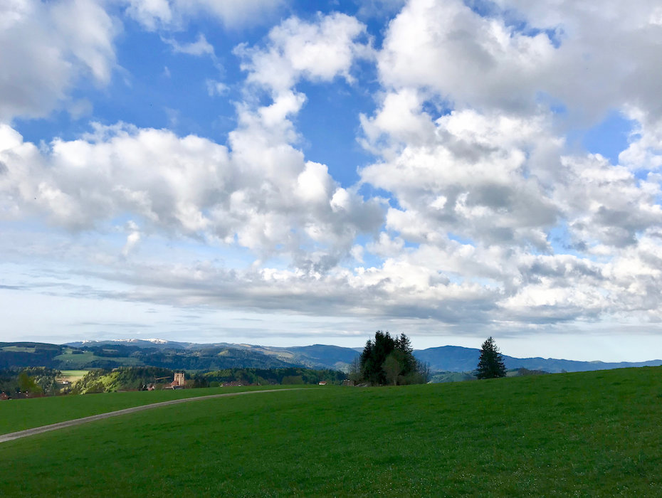 St. Märgens vielgerühmte Panoramalage